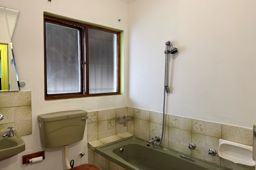 3 Bedroom Property for Sale in Park Village Western Cape